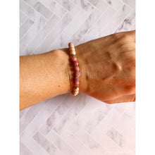 Load image into Gallery viewer, Druzy Agate &amp; Rosewood with Gold Diffuser Bracelet